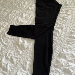 Lululemon size 10 black leggings